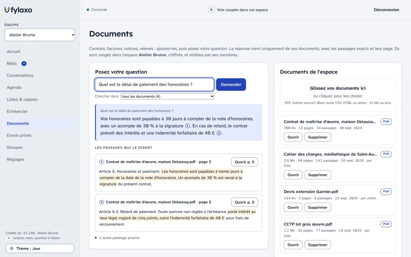 Une question sur le contrat de maîtrise d'œuvre Delaunay : la réponse donne 30 jours et un acompte de 30 %, et cite deux passages surlignés de la page 5.